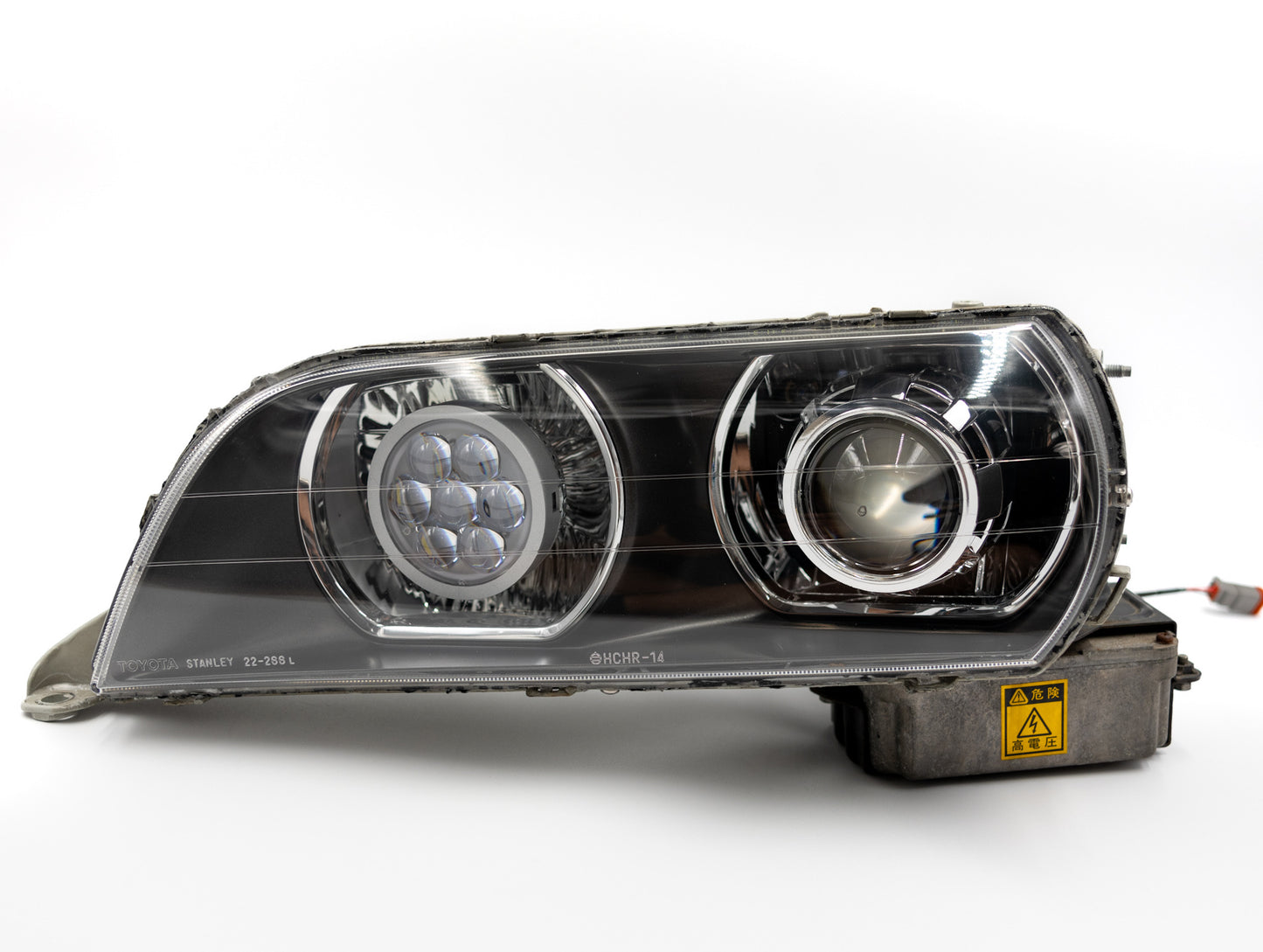 Toyota Chaser JZX100 Projector Headlight Upgrade