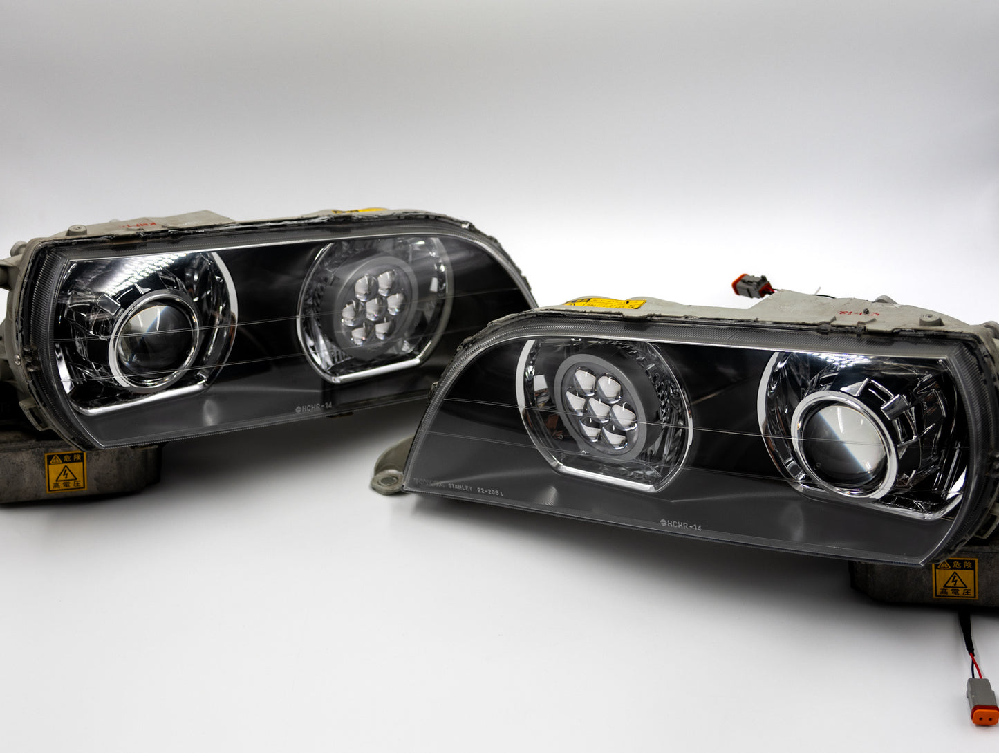 Toyota Chaser JZX100 Projector Headlight Upgrade