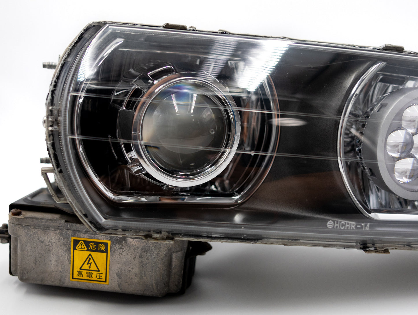 Toyota Chaser JZX100 Projector Headlight Upgrade