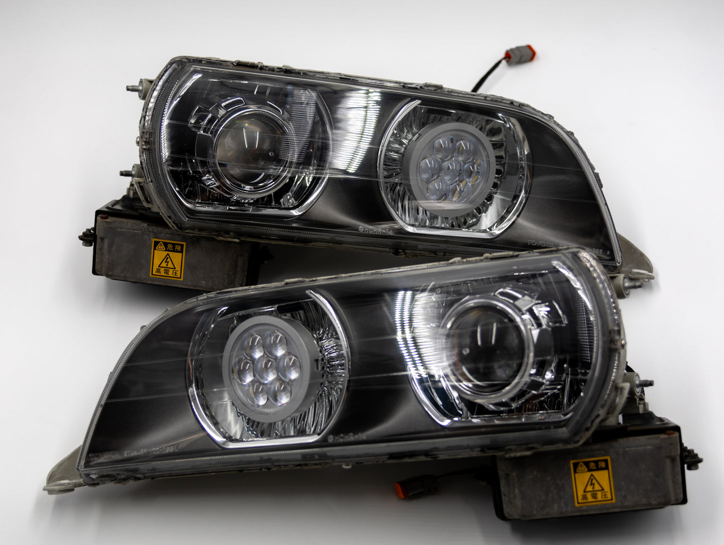 Toyota Chaser JZX100 Projector Headlight Upgrade